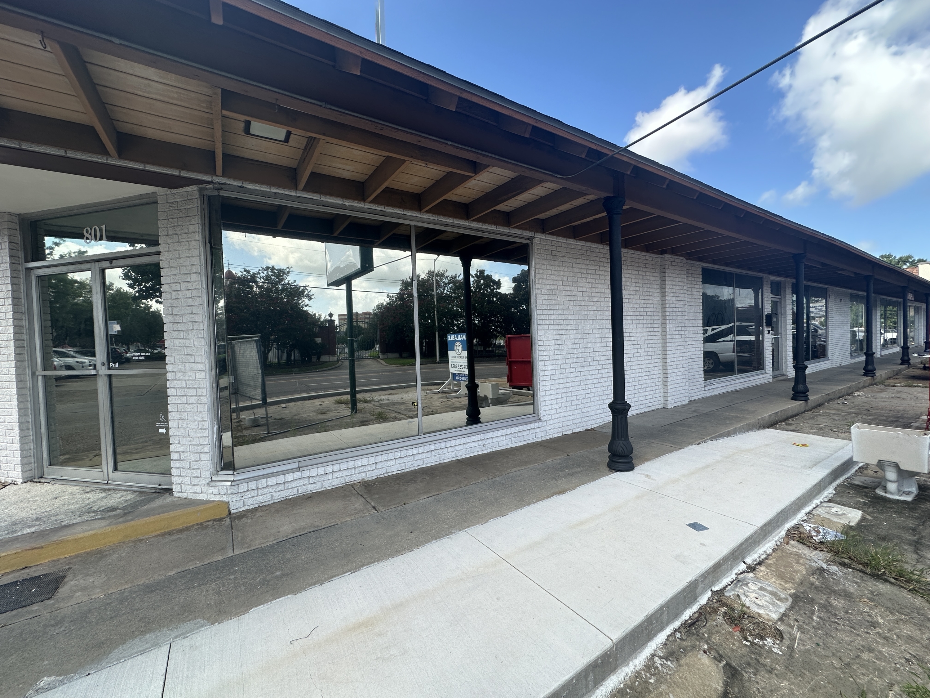 803 West University Avenue